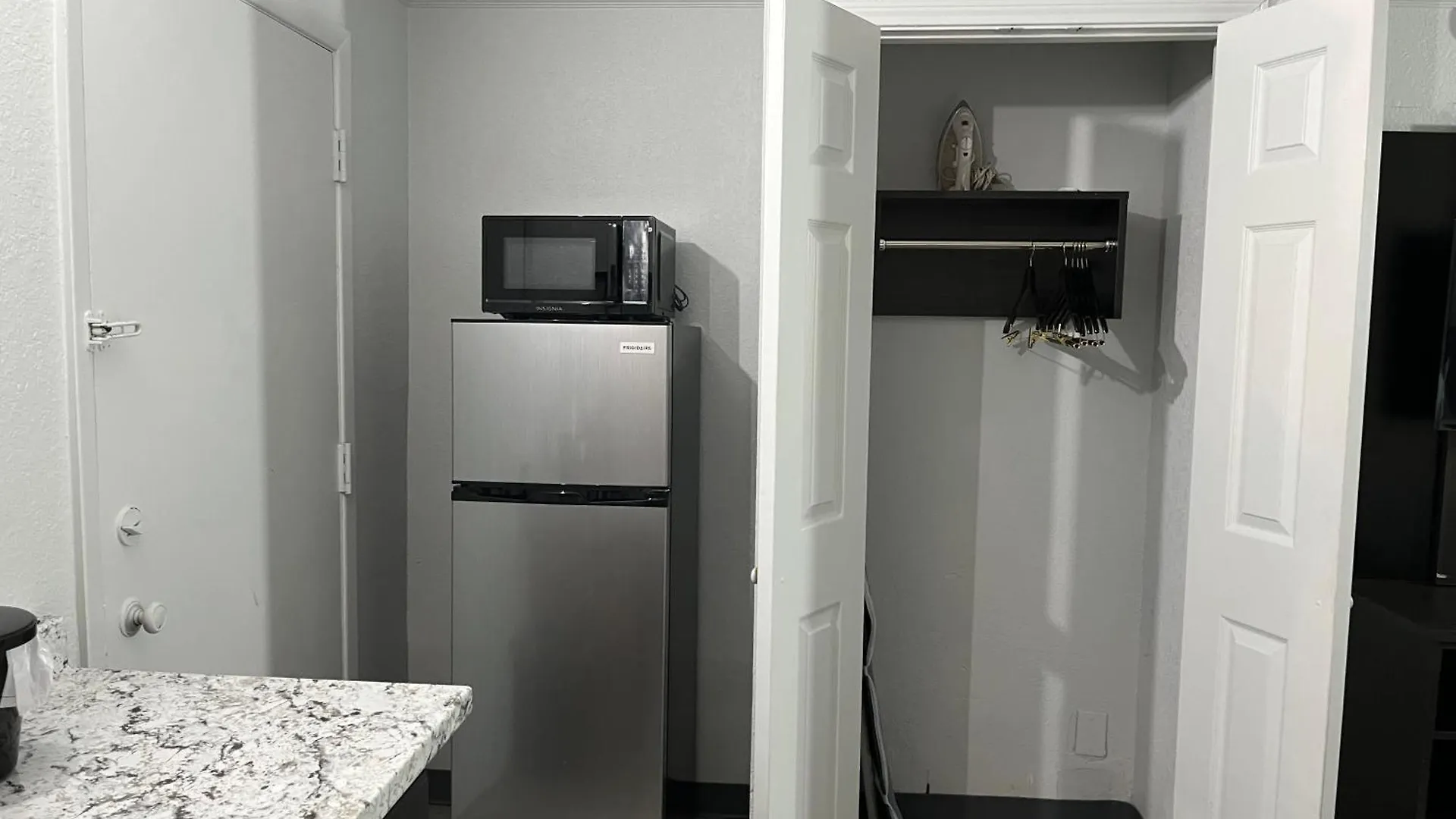 מלון Studio 6 Phoenix, Az Midtown