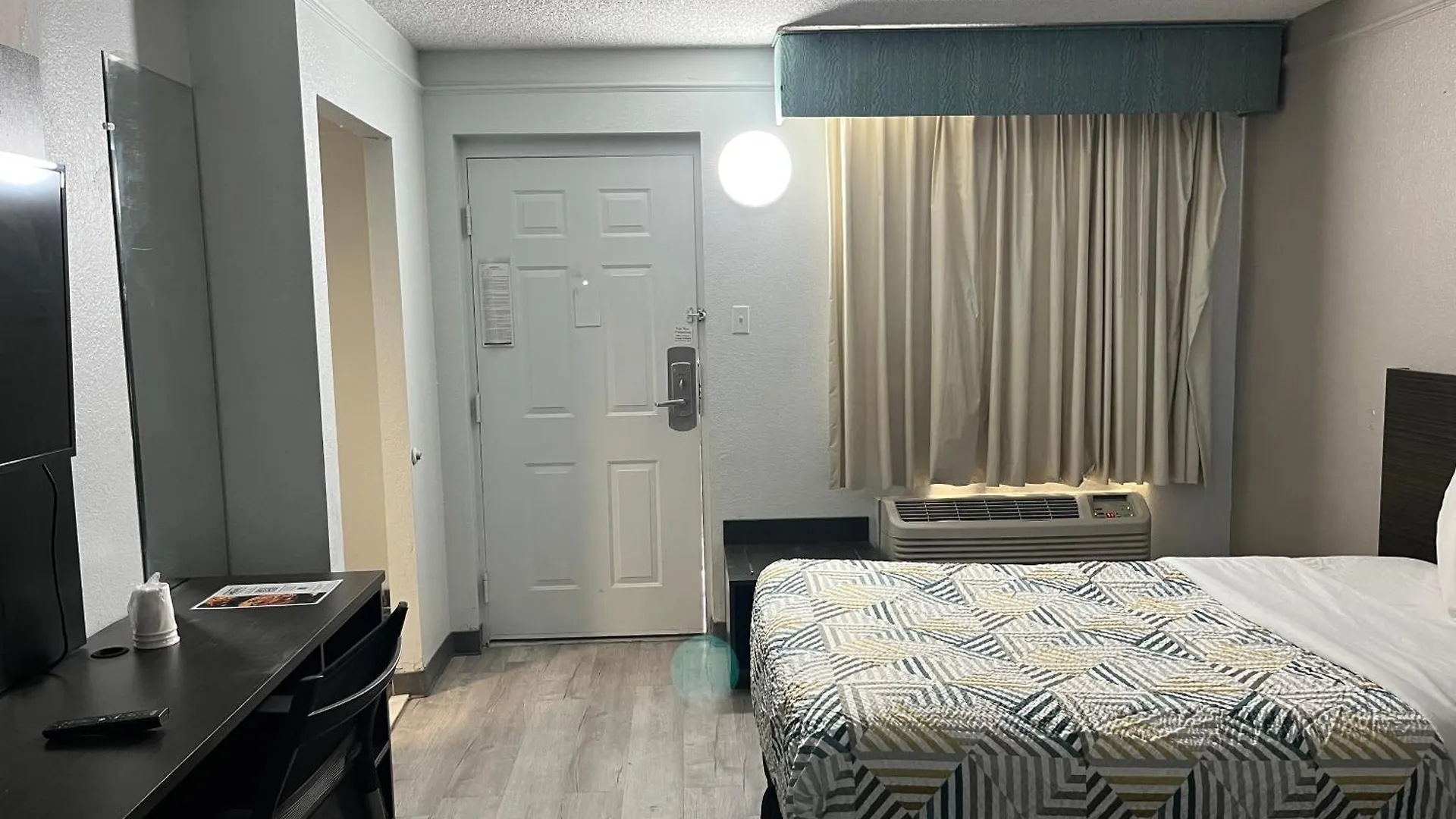 מלון Studio 6 Phoenix, Az Midtown