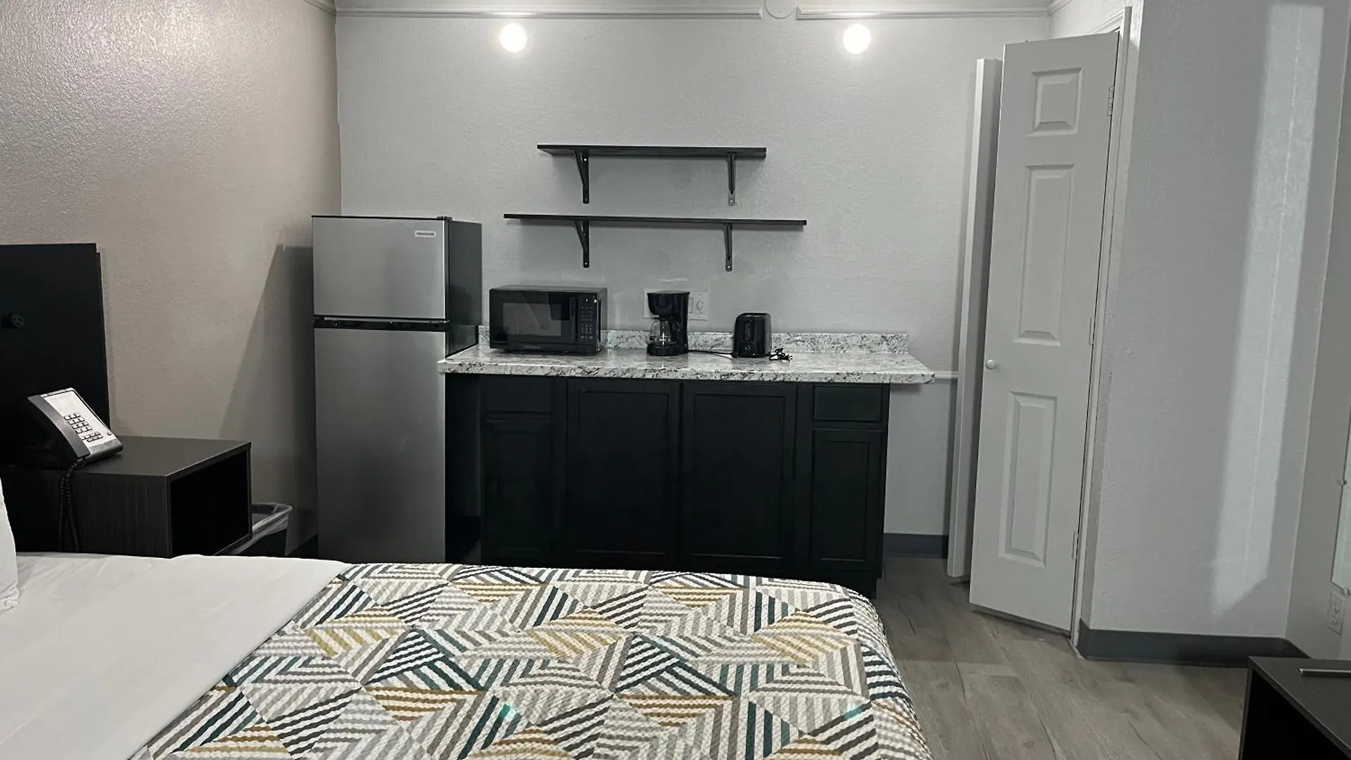 Studio 6 Phoenix, Az Midtown 4*, פיניקס